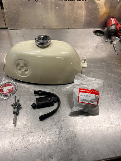 Z50 M Tank and accessories