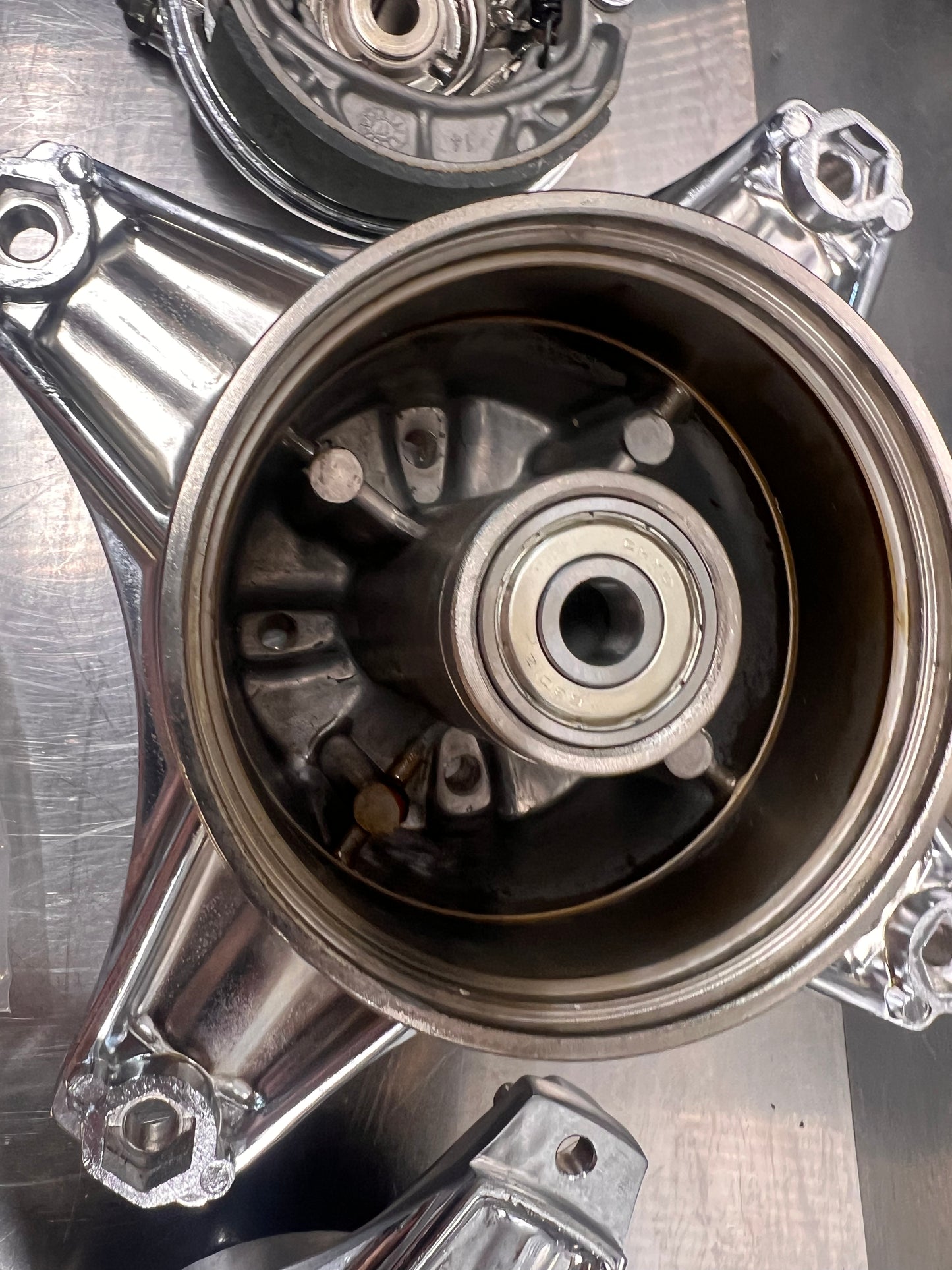 CT70 Performance Chrome front and rear hub