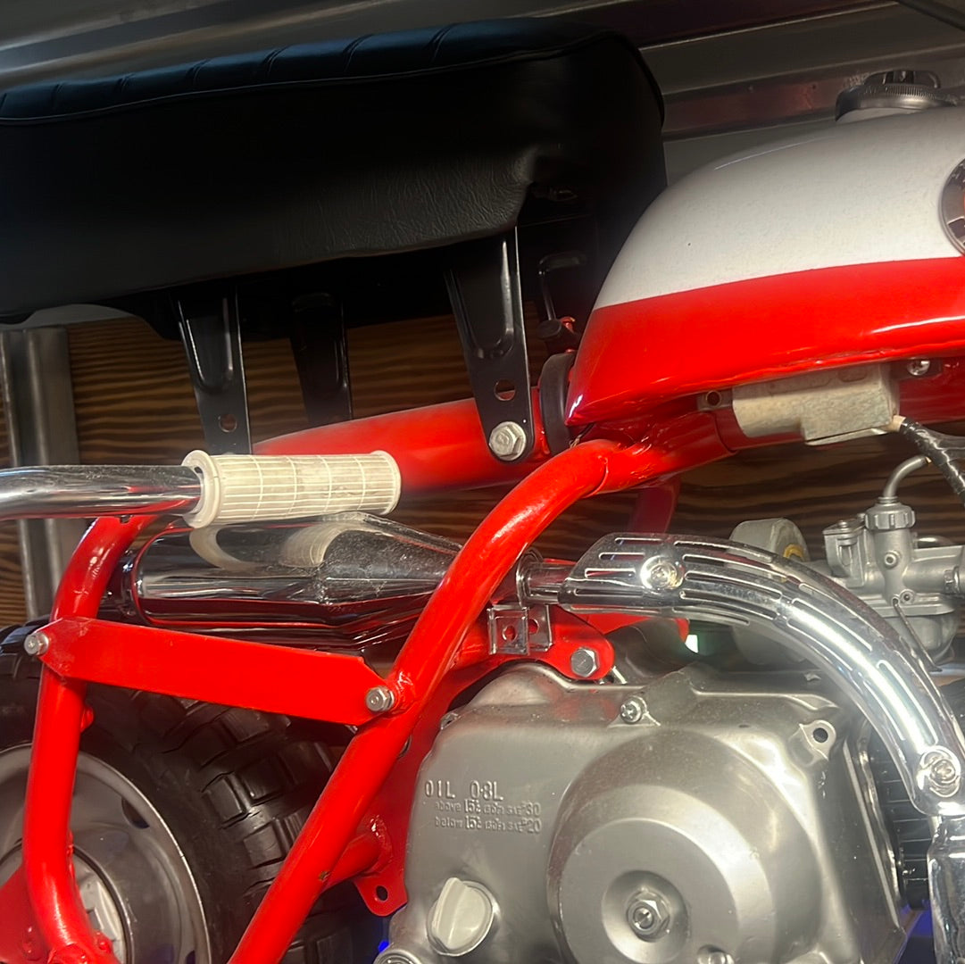 Honda Z50 A exhaust system